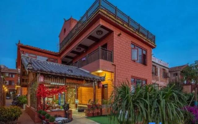 Puzhehei Pusu Lake View Homestay