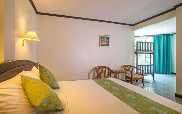Green House Hotel