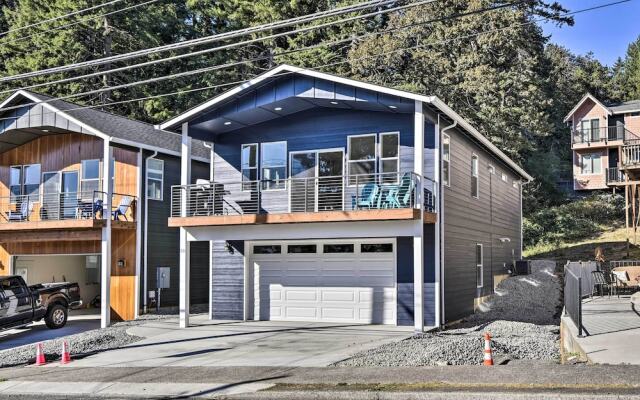 Stunning Stevenson Retreat w/ Mountain Views!