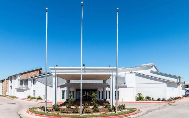 Quality Inn And Suites