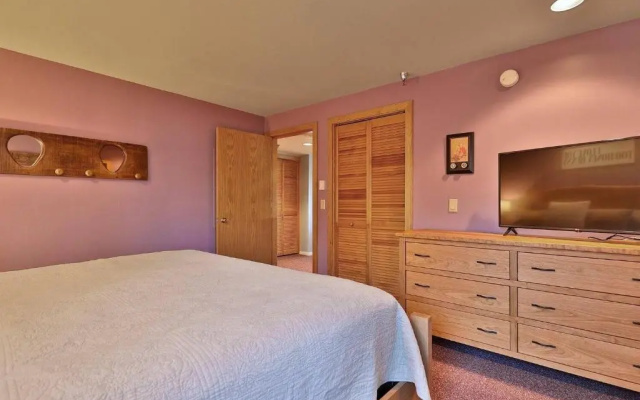 Beautiful 2 Bedroom Condo - Highridge B6