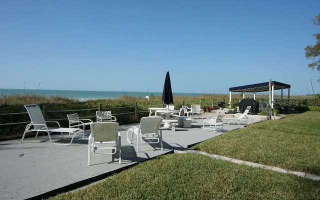 Outrigger Resort by RVA