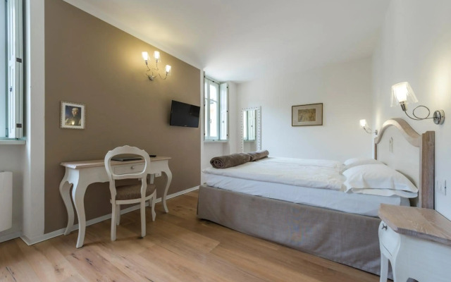 Villa Italia Luxury Suites and Apartments