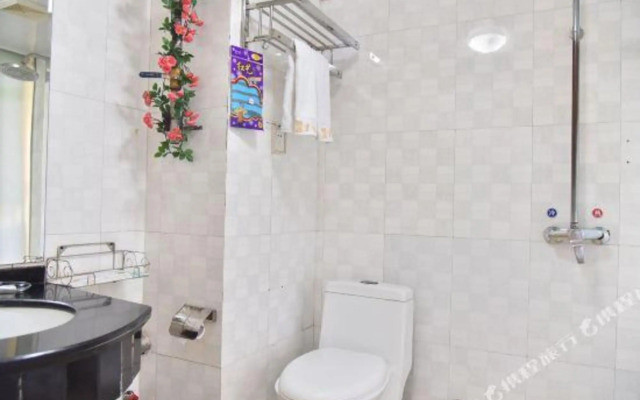 Luoyang Yubo Business Hotel (Wangcheng Park)
