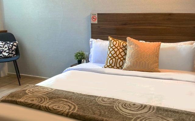 ST Signature Bugis Beach, DAYUSE, 8-9 hours: check in 8AM or 11AM – Guest Rooms – Singapore