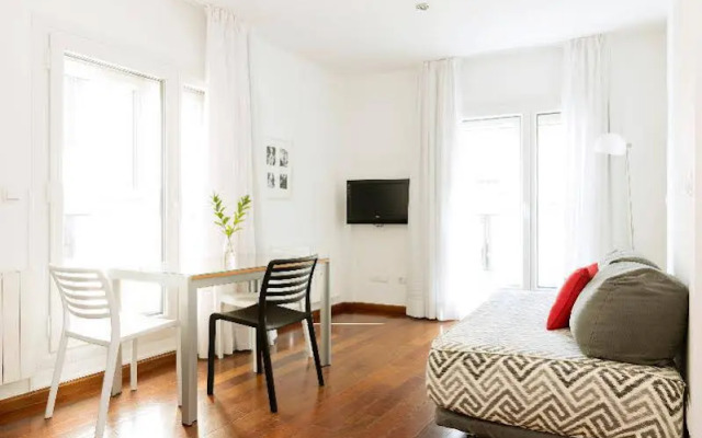 Apartamentos Sabinas El Pilar