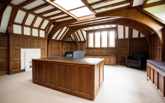 Veeve - Wimbledon Parkside