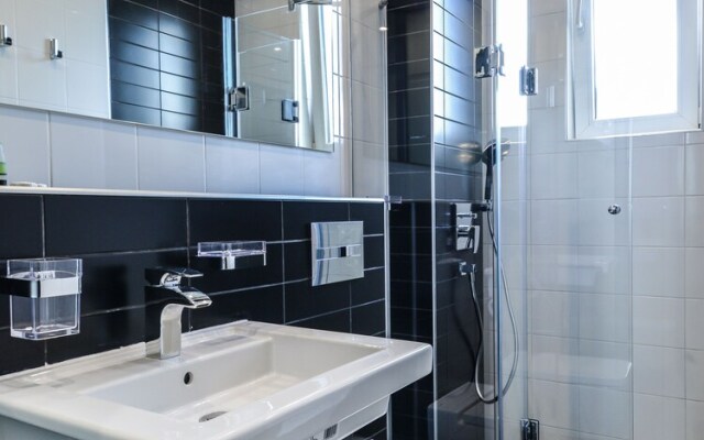 FM Luxury 1-BDR Apartment - Rock'n'Roll