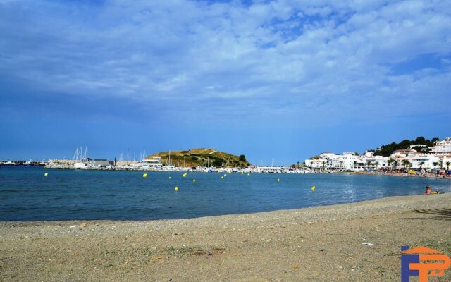Port Monturiol 9