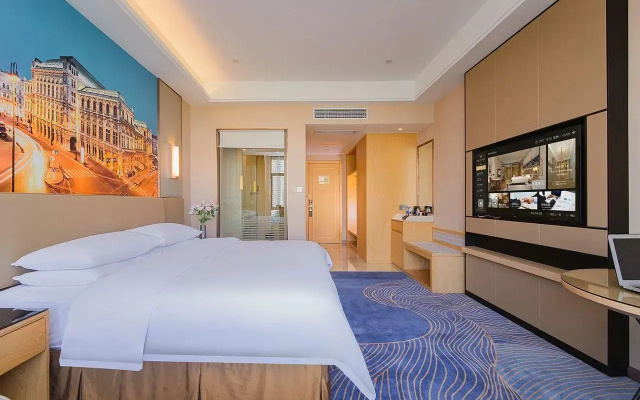 Vienna International Hotel (Jingzhou Wuyue Plaza Xintiandi)