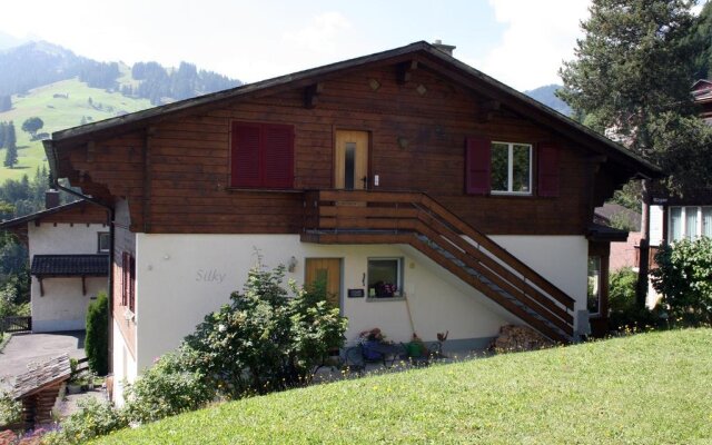 Chalet Silky