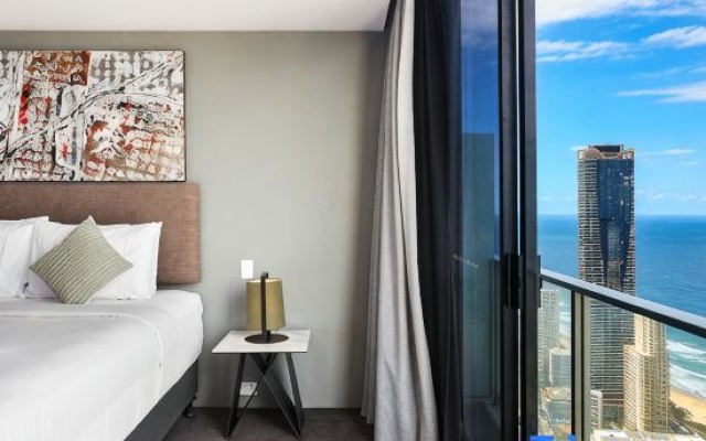 5 bedroom Level 67 Circle sub Penthouse - 1 ONLY – Guest Rooms – Gold Coast