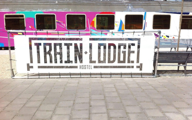 Train Lodge Amsterdam - Hostel