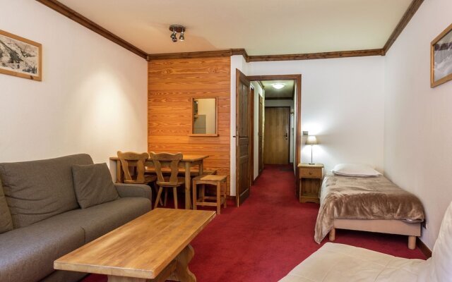 Savoyards and rustic apartment in the heart of Val d'Isère