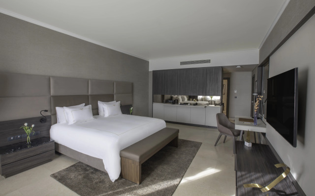 Отель Pickalbatros Luxury Suites Sharm El Sheikh