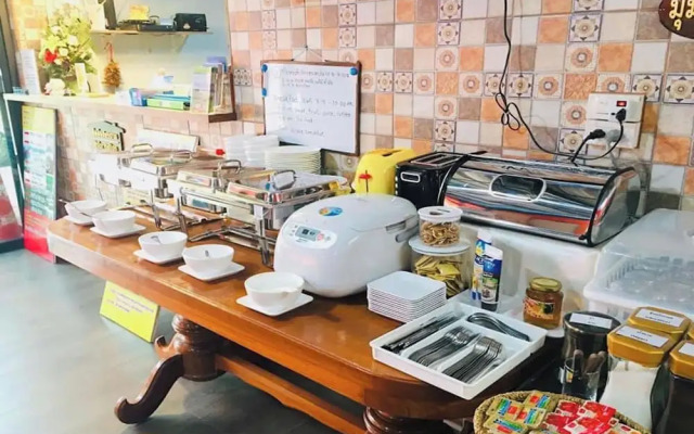 Chat House Chiang Rai