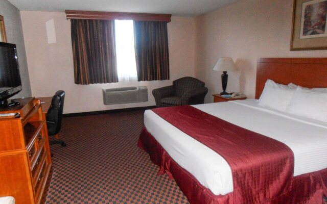 Quality Inn & Suites Downtown North