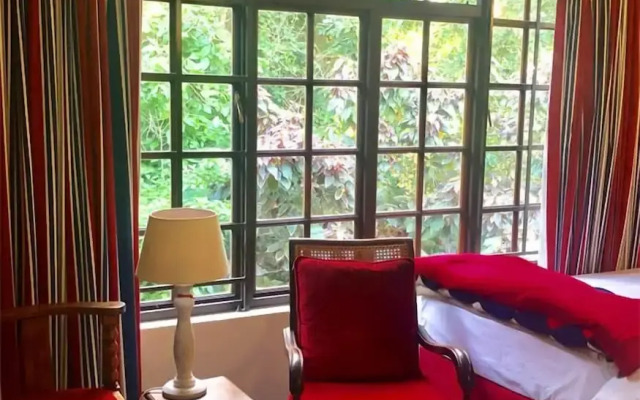 Salt Rock Manor