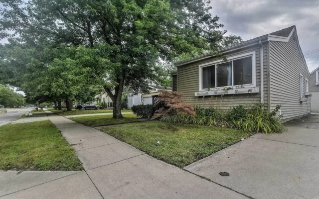 Trendy Birmingham House w/ Laundry Amenities!