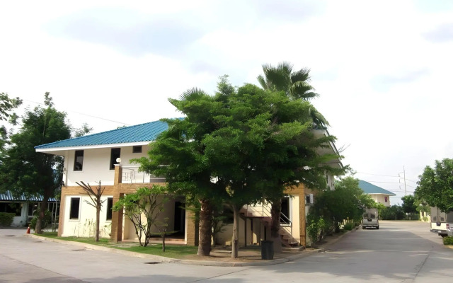 Fah Pround Fon Hotel