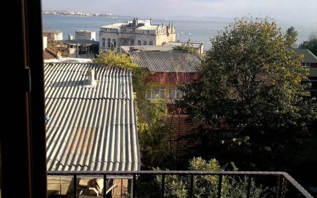 Emre Hotel