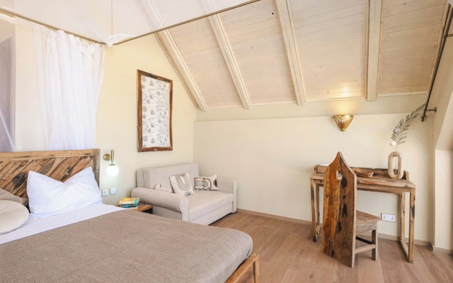 Clove Island Essence and Spa