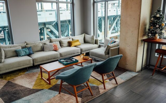 Coral Homes Designer Penthouse In Old City Worldy Executive Suite