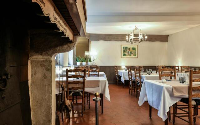 Hôtel Restaurant Le Commerce