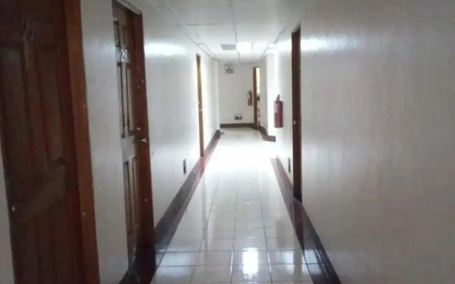 Ekonumi Rooms at Benrosi Plaza