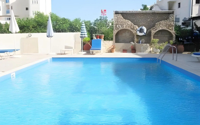 Angela Holiday Apartments