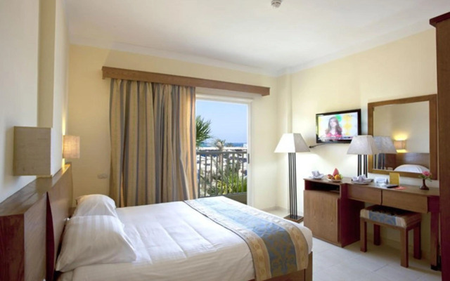 Royal Star Empire Beach Resort