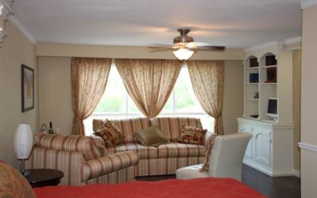 Crown Ridge Bed and Breakfast