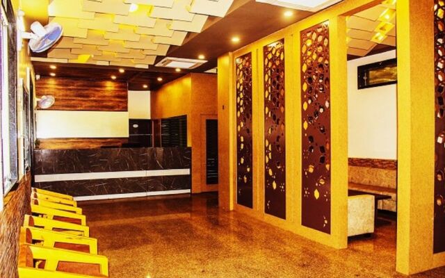 Hotel Charan Kamal