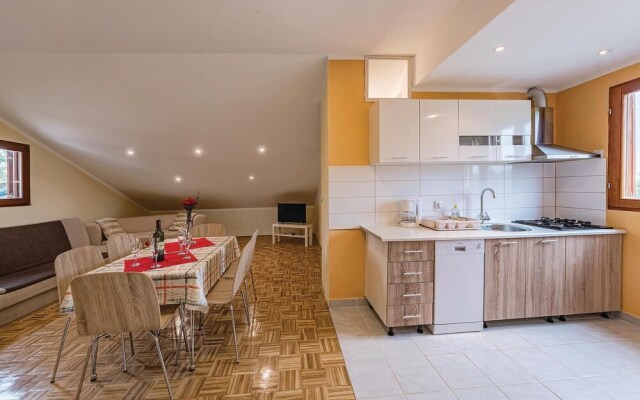Stunning Home in Peroj With Wifi and 2 Bedrooms