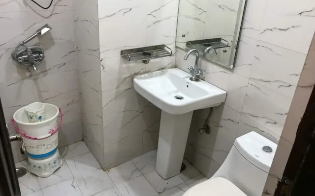 Hotel Ambassador Katra