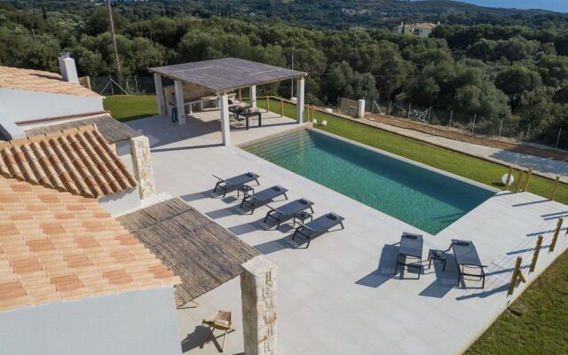 Exclusive Sea View Villa Madelaine