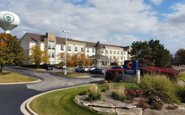 Comfort Inn & Suites Geneva - West Chicago