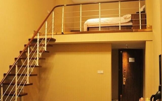 Hualian Business Hotel