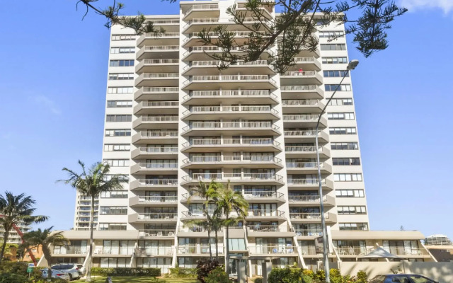 Columbia Beachfront Apartments