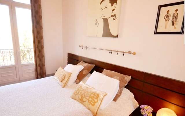 Captivating 3-bed Apartment in Cannes