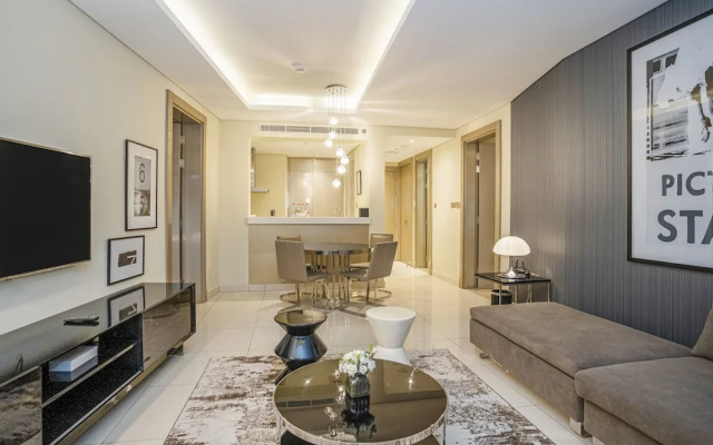 Tanin - Luxurious 2BR Apartment in DAMAC Paramount