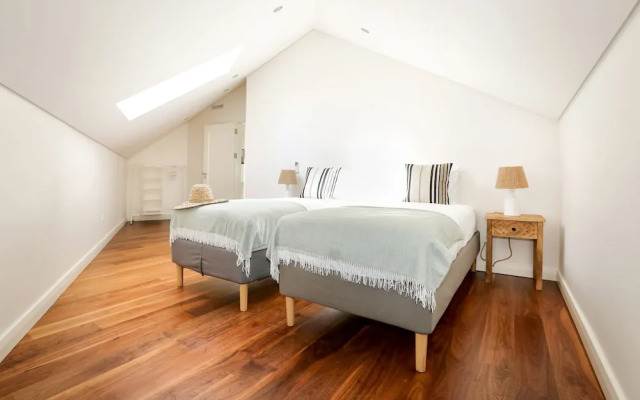 Green Essence Duplex in Faro by Misha s Place