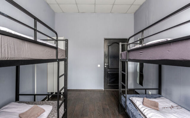 Hostel Terrace 10L