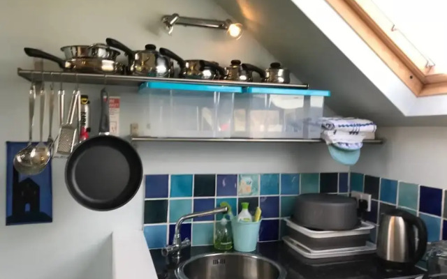 Immaculate 1-bed Apartment Cornwall With hot tub