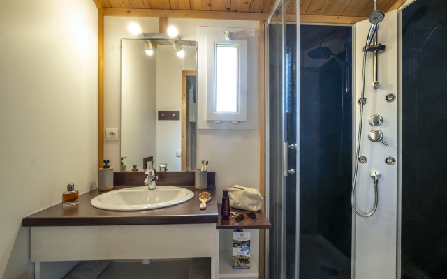 Terres de France - Hameaux des Marines