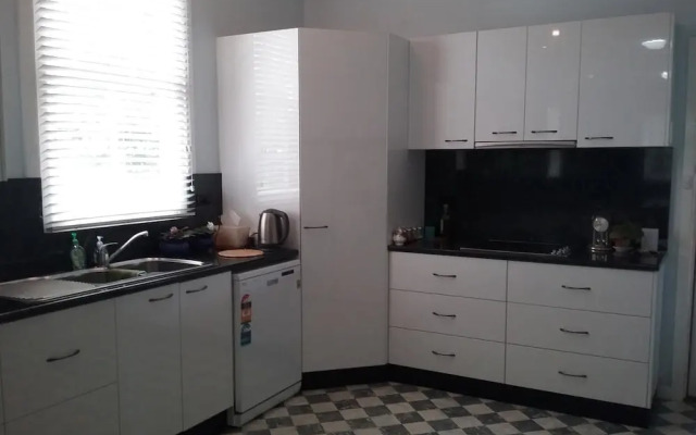 Langley Cottage B & B