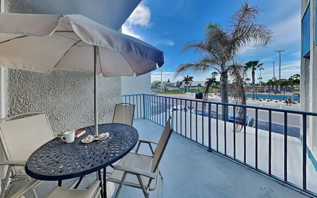 Madeira Beach Yacht Club 247F by Distinctive Beach Rentals