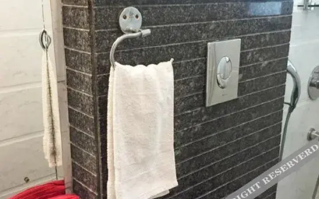 OYO Premium Safdarjung