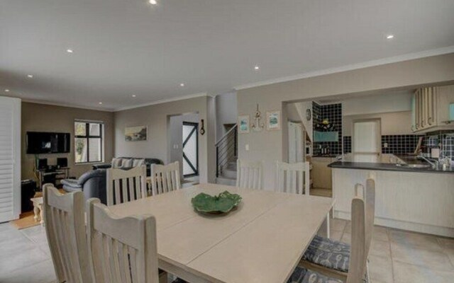Uniquestay Onrus Holiday Home