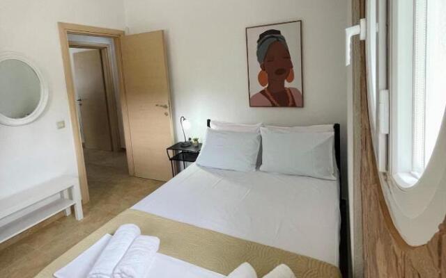 Eden apartment Paliouri Cozy with private garden